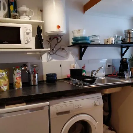 Cozy Studio D Apartment